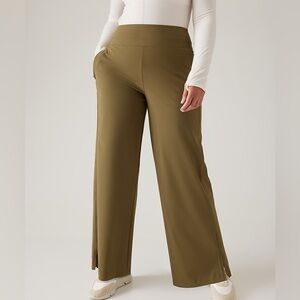 Athleta Cosmic Wide‎ Leg Acacia Olive size 16
